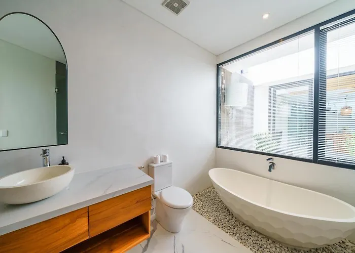 Besso Padonan - Modern & Minimalist 2br In Canggu! Canggu