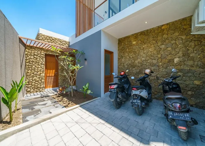 Besso Padonan - Modern & Minimalist 2br In Canggu! Villa